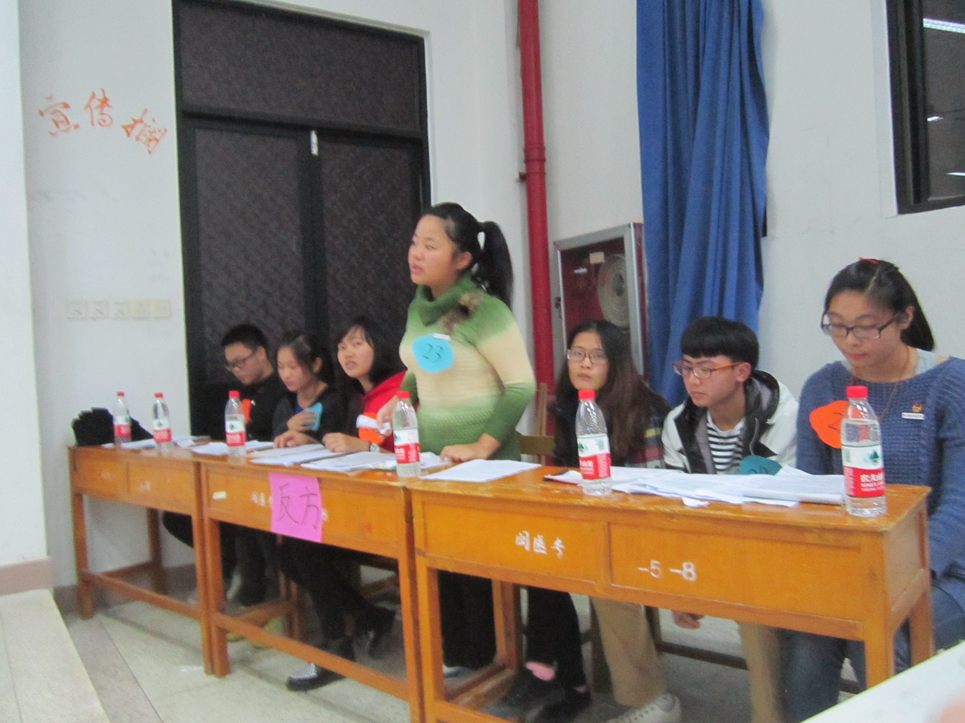 金錢追求與道德追求是否統(tǒng)一——記我院第四屆紀(jì)念“12.9”運(yùn)動(dòng)時(shí)事熱點(diǎn)辯論初賽